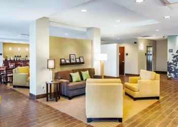 Sleep Inn & Suites Defuniak Springs - Crestview hotel thumbnail 3
