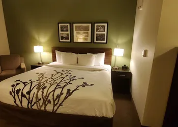 Sleep Inn & Suites Defuniak Springs - Crestview hotel thumbnail 7