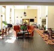Hampton Inn & Suites Redding hotel detail image 4