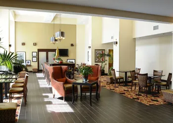 Hampton Inn & Suites Redding hotel thumbnail 6