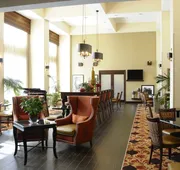 Hampton Inn & Suites Redding hotel detail image 7