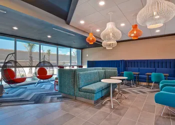 TRU by Hilton Fort Walton Beach, FL hotel thumbnail 2