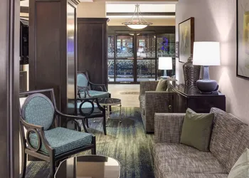 Hampton Inn & Suites Gainesville-Downtown hotel thumbnail 4