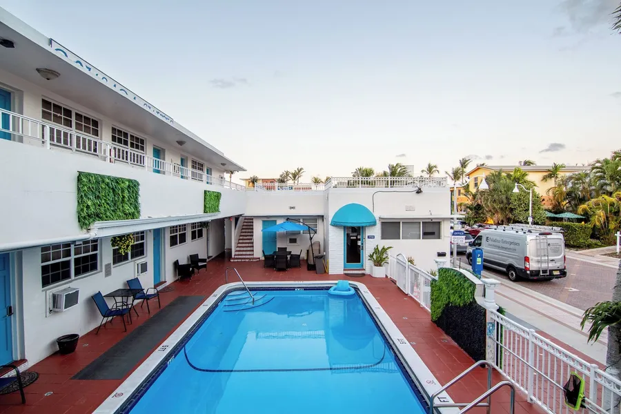 Pousada Suites at Hollywood Beach hotel detail image 2