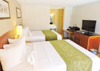Seasons Florida Resort hotel thumbnail 3