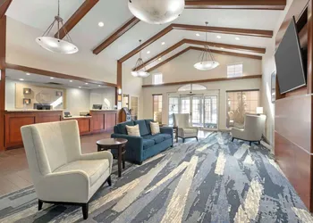 Comfort Suites Downtown hotel thumbnail 4