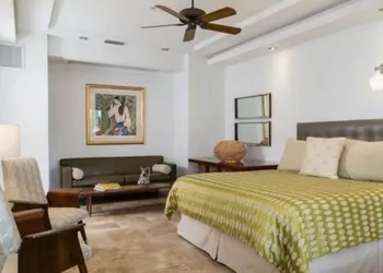Black Dolphin Inn hotel thumbnail 2