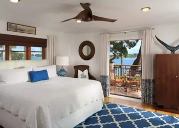 Black Dolphin Inn hotel thumbnail 6