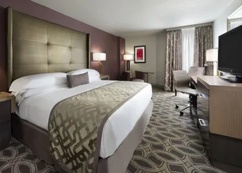DoubleTree by Hilton Hotel Orlando East - UCF Area hotel thumbnail 5