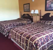 Regency Inn & Suites hotel detail image 5