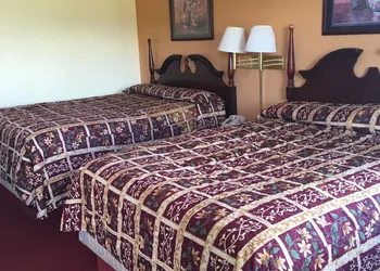 Regency Inn & Suites hotel thumbnail 5