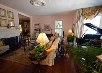 The Kenwood Inn hotel thumbnail 4