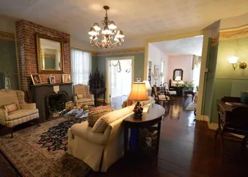 The Kenwood Inn hotel thumbnail 5