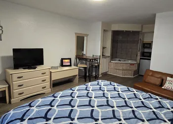 Merida Inn and Suites hotel thumbnail 3