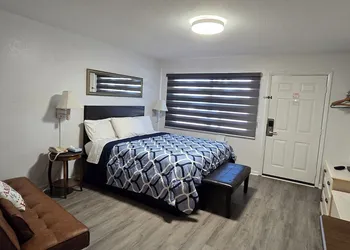 Merida Inn and Suites hotel thumbnail 4