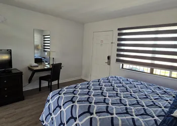 Merida Inn and Suites hotel thumbnail 7