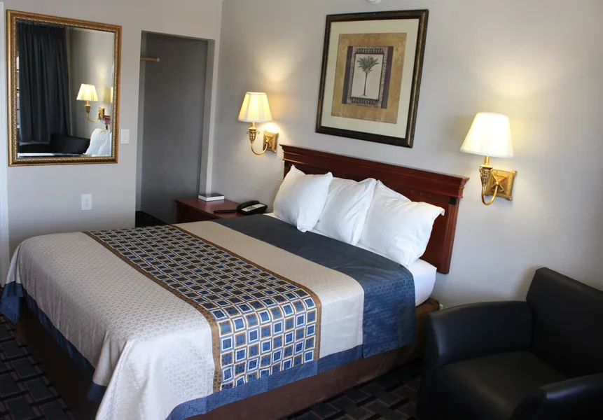Lion Inn hotel detail image 2