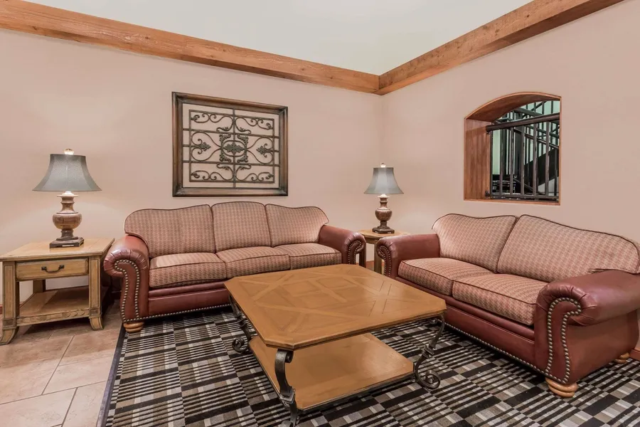 Clarion Inn Ormond Beach at Destination Daytona hotel detail image 2