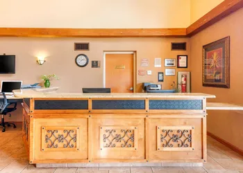 Clarion Inn Ormond Beach at Destination Daytona hotel thumbnail 4