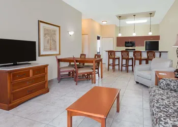 Clarion Inn Ormond Beach at Destination Daytona hotel thumbnail 7