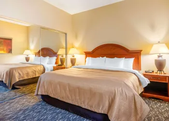 Clarion Inn Ormond Beach at Destination Daytona hotel thumbnail 8