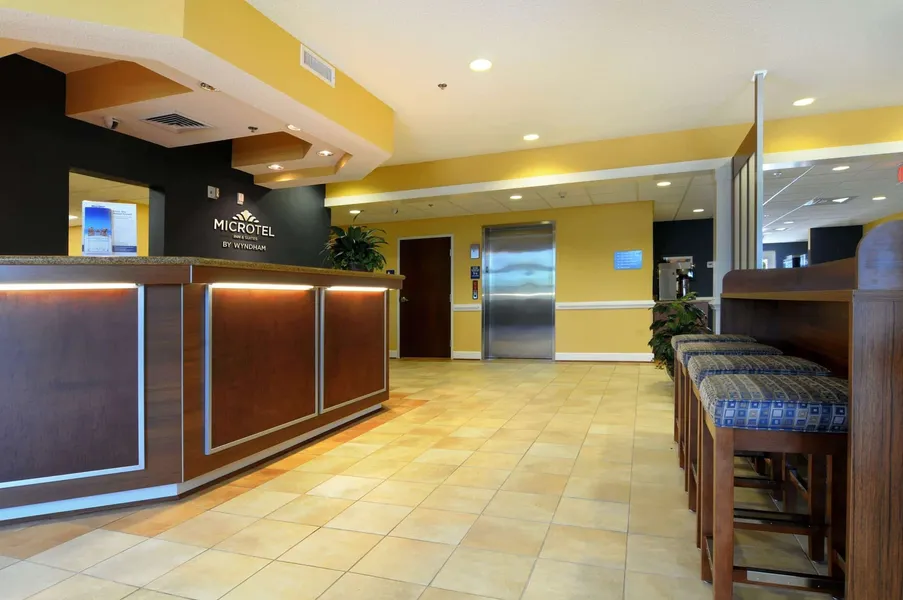 Microtel Inn & Suites by Wyndham Columbus/Near Fort Benning hotel detail image 6