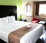 Quality Inn & Suites Dublin hotel detail image 7