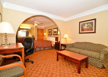 Peach State Inn & Suites hotel thumbnail 8