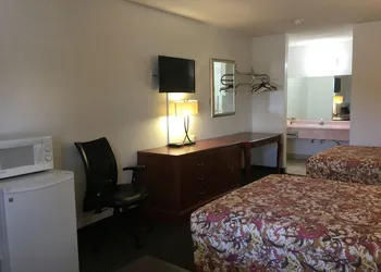 American Inn hotel thumbnail 4