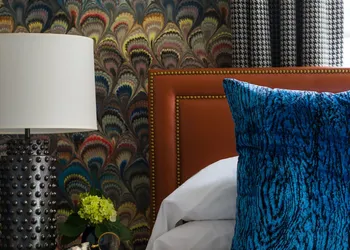 Gilded hotel thumbnail 5