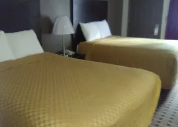 Ameriview Inn and Suites hotel thumbnail 5