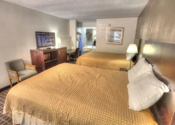 Ameriview Inn and Suites hotel thumbnail 7