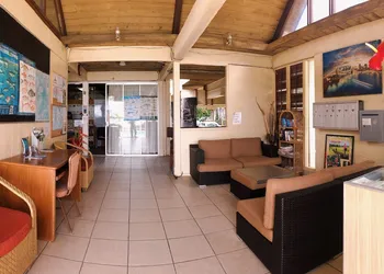 Hilo Reeds Bay Hotel hotel thumbnail 4