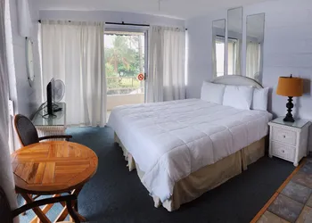 Hilo Reeds Bay Hotel hotel thumbnail 7