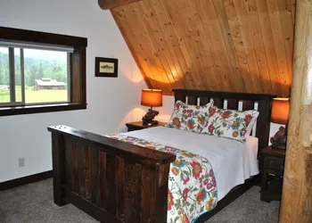 Fin and Feather Inn hotel thumbnail 4