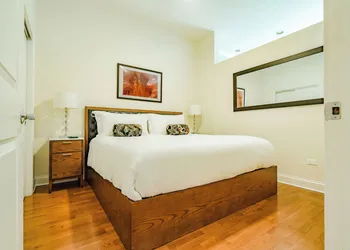 The Guesthouse Hotel hotel thumbnail 7