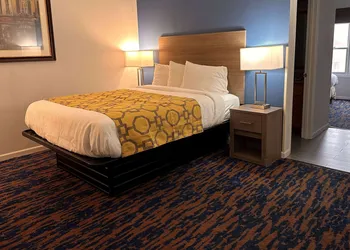 Baymont by Wyndham Indianapolis Northwest hotel thumbnail 8