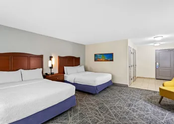 Hampton Inn DeKalb, IL hotel thumbnail 5