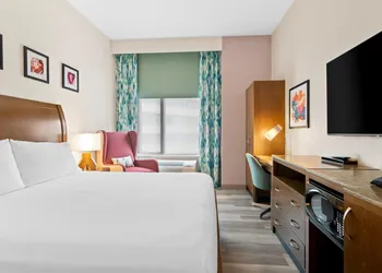 Hilton Garden Inn Chicago Downtown Riverwalk hotel thumbnail 5