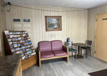 Stones Motel hotel thumbnail 2