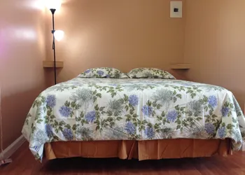 Relax Inn hotel thumbnail 4