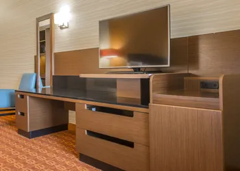 Fairfield Inn & Suites by Marriott Waterloo Cedar Falls hotel thumbnail 6