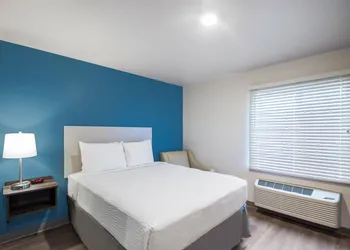 WoodSpring Suites Evansville East hotel thumbnail 4