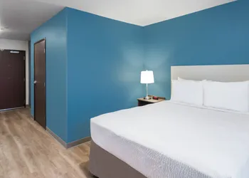 WoodSpring Suites Evansville East hotel thumbnail 5
