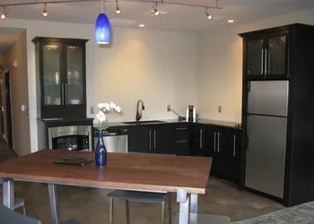 Suites at 118 hotel thumbnail 4