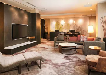 Courtyard by Marriott Indianapolis Downtown hotel thumbnail 2