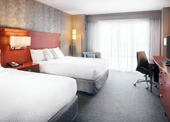 Courtyard by Marriott Indianapolis Downtown hotel thumbnail 7