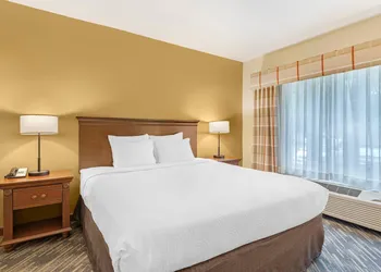 Country Inn & Suites by Radisson, Des Moines West, IA hotel thumbnail 6