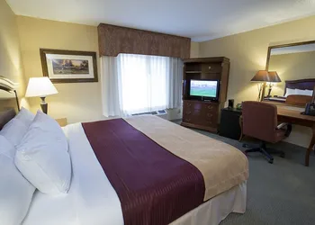 Swan Lake Resort hotel thumbnail 7