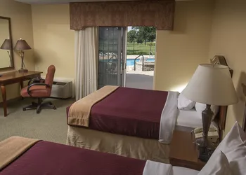 Swan Lake Resort hotel thumbnail 8